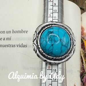 Big turquoise ring